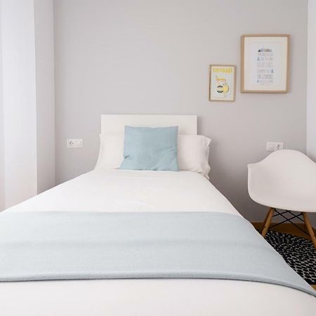 Malagueta Blue Apartment Malaga Exterior photo