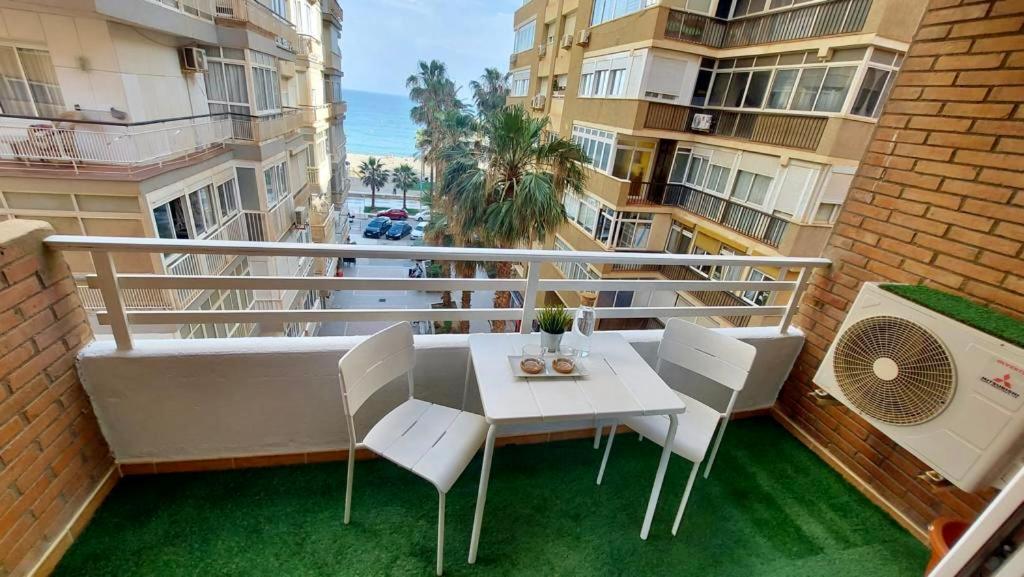 Malagueta Blue Apartment Malaga Exterior photo