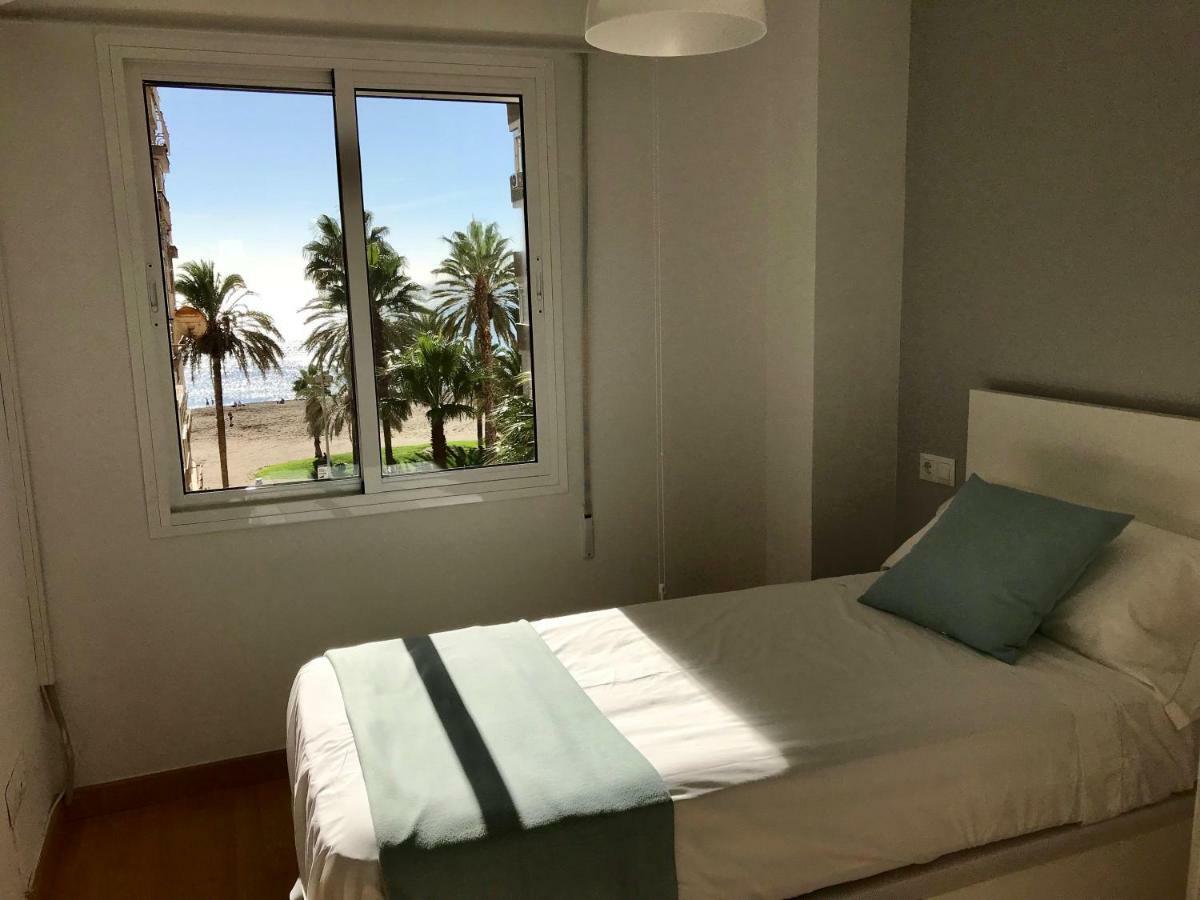 Malagueta Blue Apartment Malaga Exterior photo