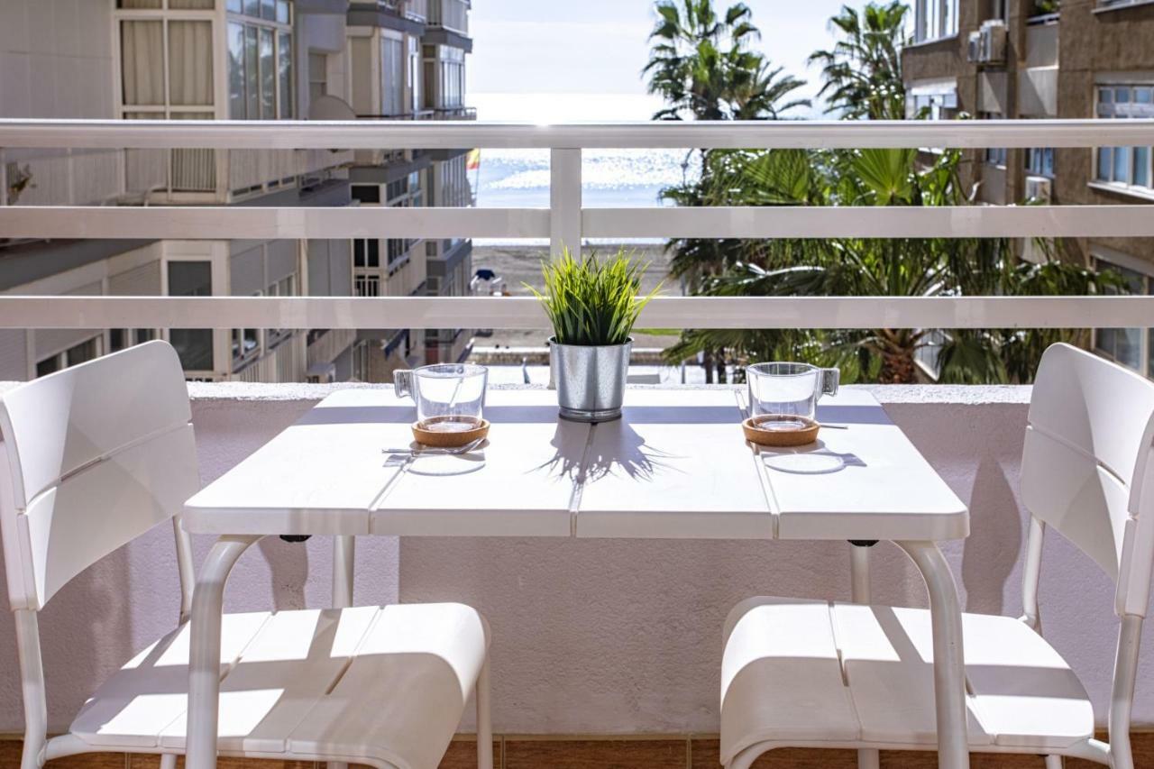 Malagueta Blue Apartment Malaga Exterior photo