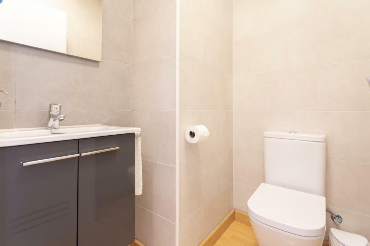Malagueta Blue Apartment Malaga Exterior photo